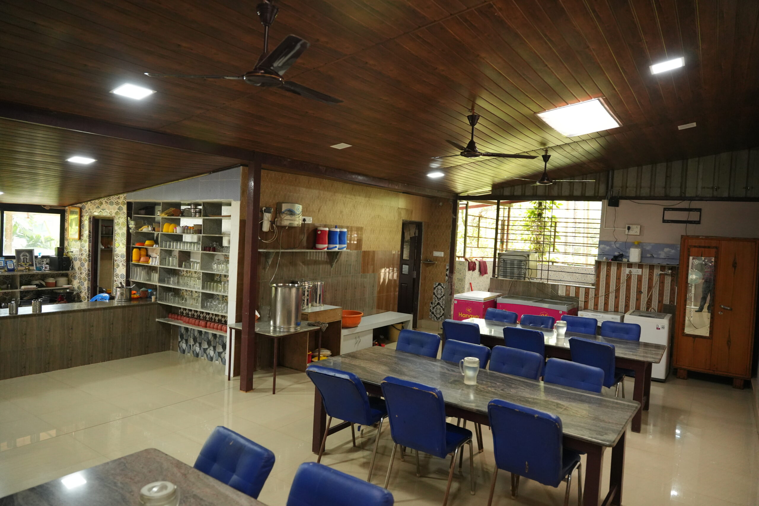 Image hover effect image